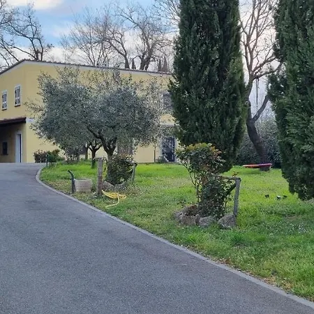 Oltre La Siepe Apartment Nepi Exterior foto